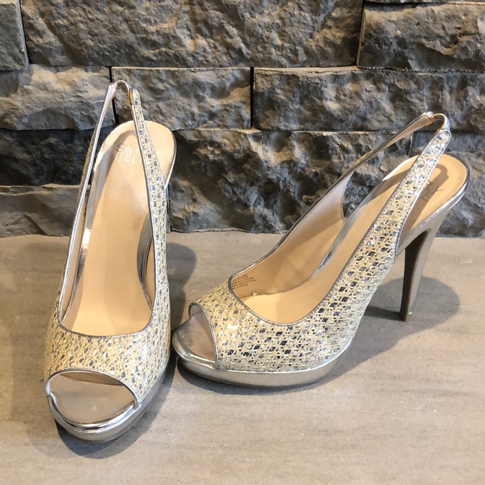 Silver sparkle heel